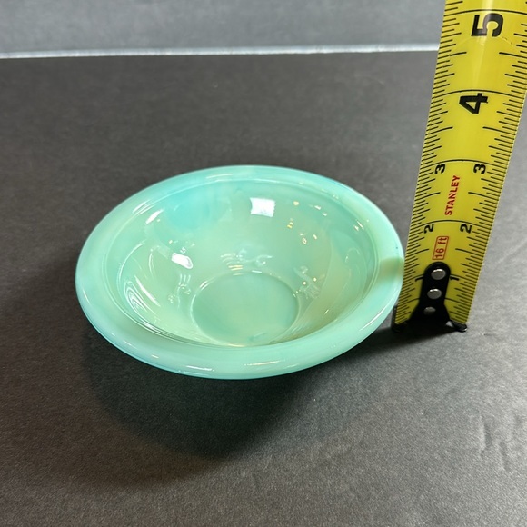Vintage Avon small green dish - Picture 5 of 5